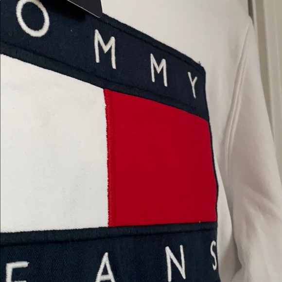 TH Tommy Hilfiger embroidered flag white sweatshir - Picture 5 of 8
